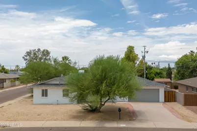 2290 W Village Drive, Phoenix, AZ 85023 - Photo 1