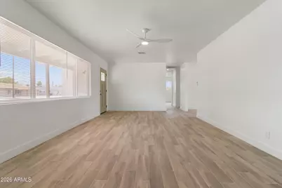 2290 W Village Drive, Phoenix, AZ 85023 - Photo 28