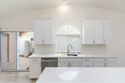 8757 S Mill Avenue, Tempe, AZ 85284 - Photo 22