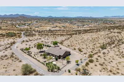 47028 W Butte Road, Maricopa, AZ 85139 - Photo 2