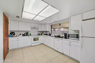 540 S Valencia --, Mesa, AZ 85202 - Photo 10