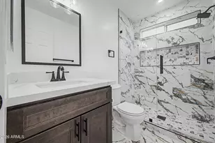 916 E Harwell Rd, Phoenix, AZ 85042 - Photo 16
