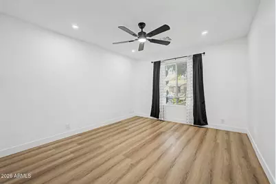 916 E Harwell Road, Phoenix, AZ 85042 - Photo 18