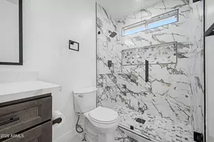 916 E Harwell Rd, Phoenix, AZ 85042 - Photo 22