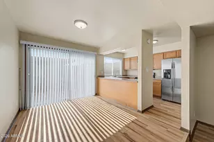 826 S Casitas Dr, Tempe, AZ 85281 - Photo 6