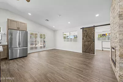 18261 N 1st Avenue, Phoenix, AZ 85023 - Photo 8