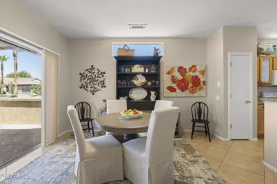17622 N Eagle Crest Drive N, Surprise, AZ 85374 - Photo 12