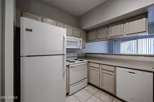 4644 N 22nd St, Phoenix, AZ 85016 - Photo 14