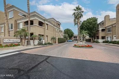 4644 N 22nd Street #2142, Phoenix, AZ 85016 - Photo 2