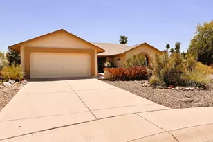 9845 W Rimrock Dr, Peoria, AZ 85382 - Photo 2