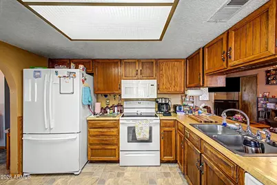 313 W Piute Avenue, Phoenix, AZ 85027 - Photo 6
