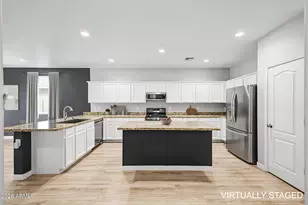 2318 W Alicia Dr, Phoenix, AZ 85041 - Photo 8