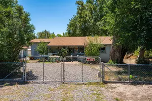 3663 E Cactus Blossom Ln, Camp Verde, AZ 86322 - Photo 2