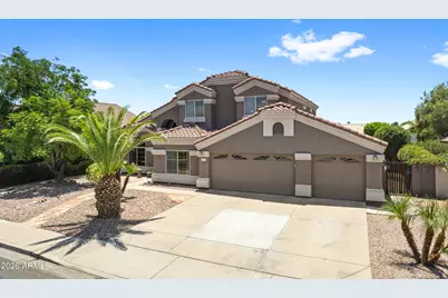 713 W Johnson Drive, Gilbert, AZ 85233 - Photo 2