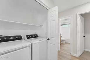7214 W Sierra Vista Dr, Glendale, AZ 85303 - Photo 24