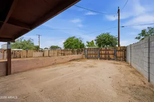 1350 E Osborn Rd, Phoenix, AZ 85014 - Photo 28