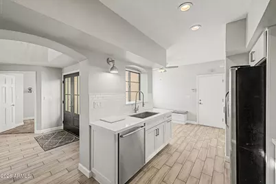 1843 E Sarah Lane, Tempe, AZ 85284 - Photo 10