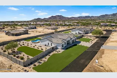 20255 W Highland Avenue, Litchfield Park, AZ 85340 - Photo 42