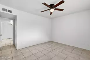 4731 W Paradise Ln, Glendale, AZ 85306 - Photo 20