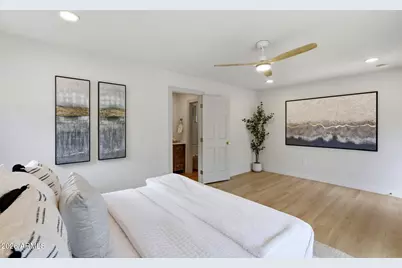 524 W Harmont Drive, Phoenix, AZ 85021 - Photo 28
