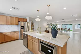 524 W Harmont Dr, Phoenix, AZ 85021 - Photo 16