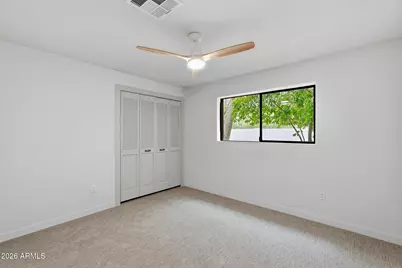 524 W Harmont Drive, Phoenix, AZ 85021 - Photo 36