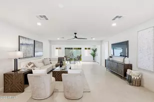 524 W Harmont Dr, Phoenix, AZ 85021 - Photo 8