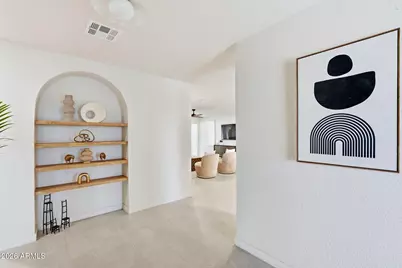 524 W Harmont Drive, Phoenix, AZ 85021 - Photo 6