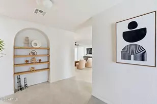524 W Harmont Dr, Phoenix, AZ 85021 - Photo 6