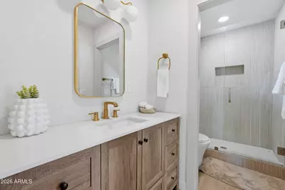524 W Harmont Drive, Phoenix, AZ 85021 - Photo 34