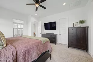 8432 W Solano Dr, Glendale, AZ 85305 - Photo 16