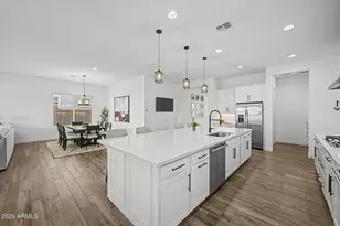 8432 W Solano Dr, Glendale, AZ 85305 - Photo 8