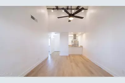 11666 N 28th Drive #215, Phoenix, AZ 85029 - Photo 6
