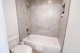 11666 N 28th Dr, Phoenix, AZ 85029 - Photo 8