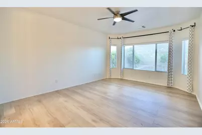 27317 N 51st Glen, Phoenix, AZ 85083 - Photo 12