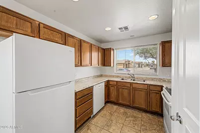 1051 W Sawgrass Trail, Casa Grande, AZ 85122 - Photo 10
