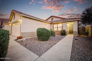 667 W Kingman Loop, Casa Grande, AZ 85122 - Photo 2
