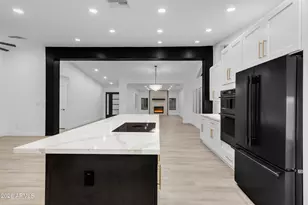 7707 E Turquoise Ave, Scottsdale, AZ 85258 - Photo 10