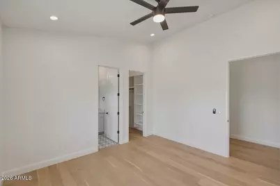 6050 E Hollyhock Street, Phoenix, AZ 85018 - Photo 32
