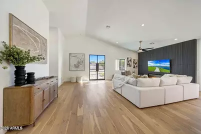 6050 E Hollyhock Street, Phoenix, AZ 85018 - Photo 6