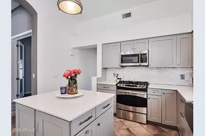 25836 N 43rd Place, Phoenix, AZ 85050 - Photo 8