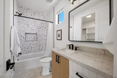 9880 W Black Hill Road, Peoria, AZ 85383 - Photo 32