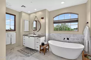 5807 E Orange Blossom Ln, Phoenix, AZ 85018 - Photo 20