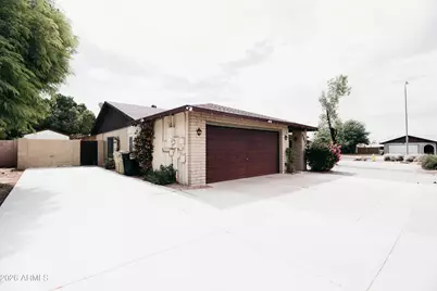 9801 N 49th Lane, Glendale, AZ 85302 - Photo 2