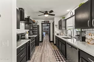 10132 W Oak Ridge Dr, Sun City, AZ 85351 - Photo 12