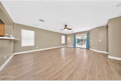 6632 S 18th Drive, Phoenix, AZ 85041 - Photo 4