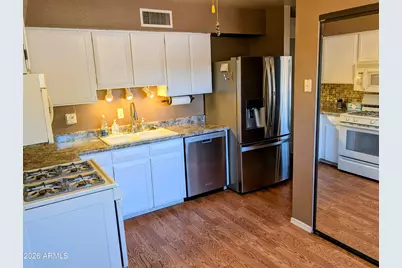 4213 N 73rd Lane, Phoenix, AZ 85033 - Photo 12