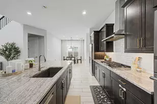21471 N 102nd Ave, Peoria, AZ 85382 - Photo 10