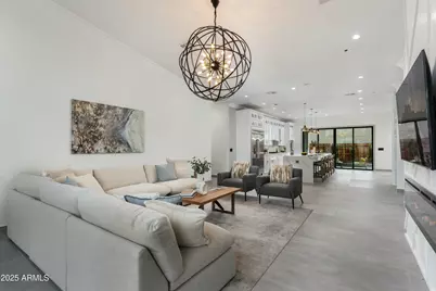 8319 E Columbus Avenue, Scottsdale, AZ 85251 - Photo 8