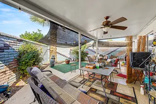 10344 W Hutton Dr, Sun City, AZ 85351 - Photo 30